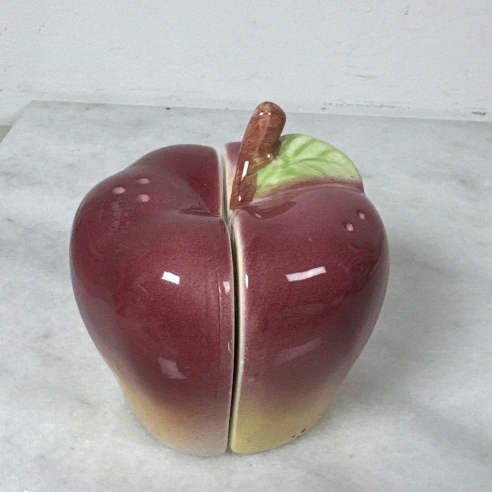 Vintage Divided Apple Salt and Pepper Shakers 3